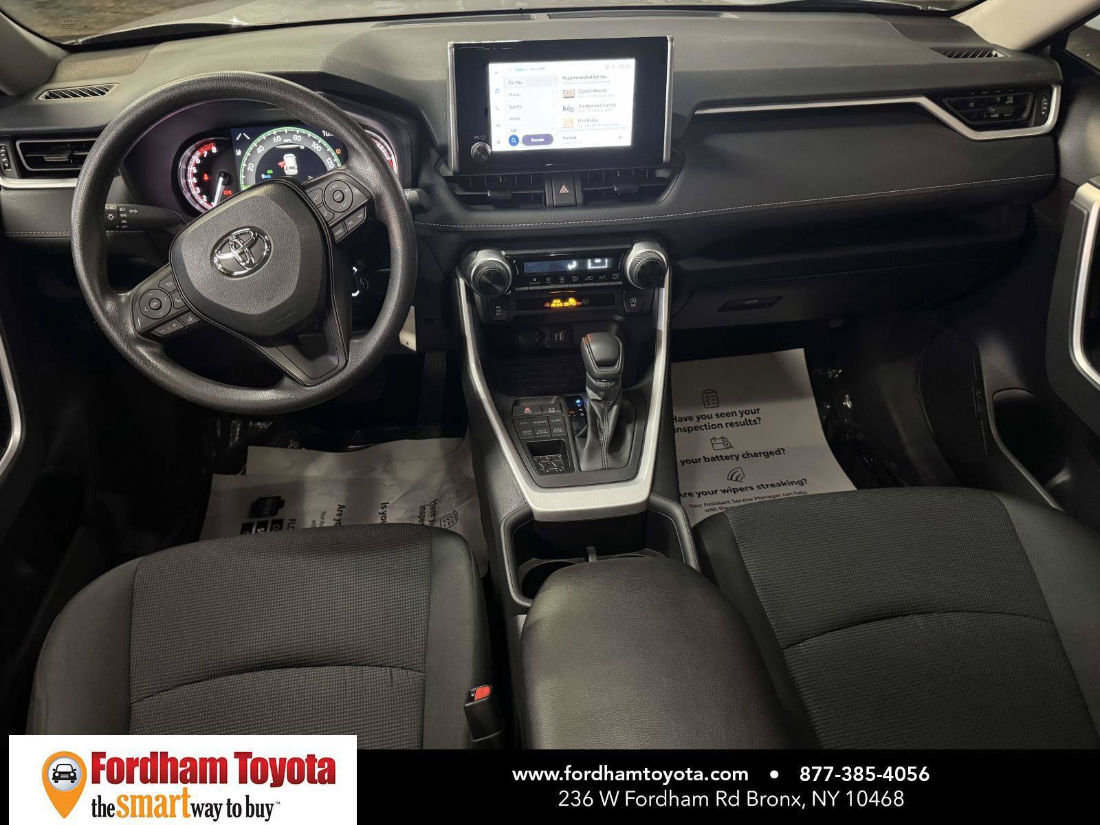 Used 2023 Toyota RAV4 LE AWD/4WD image 13