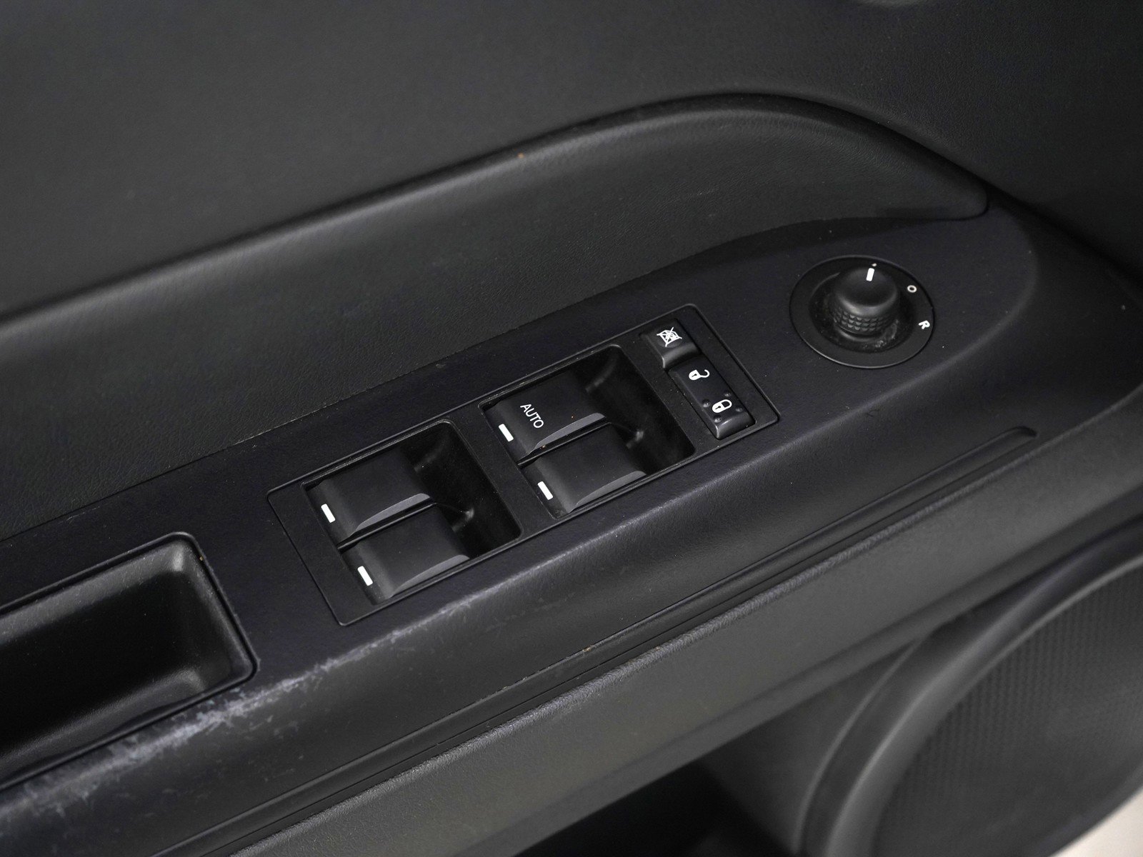 Used 2015 Jeep Patriot High Altitude image 18