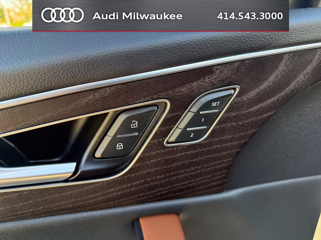 Used 2023 Audi Q8 Premium w/ Convenience Package AWD/4WD image 20