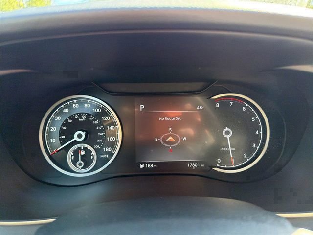 Used 2023 Genesis G70 2.0T image 22