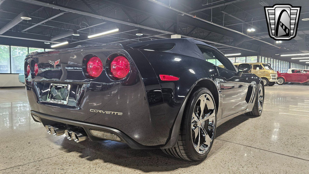 Used 2013 Chevrolet Corvette Grand Sport w/ 3LT Preferred Equipment Group image 4