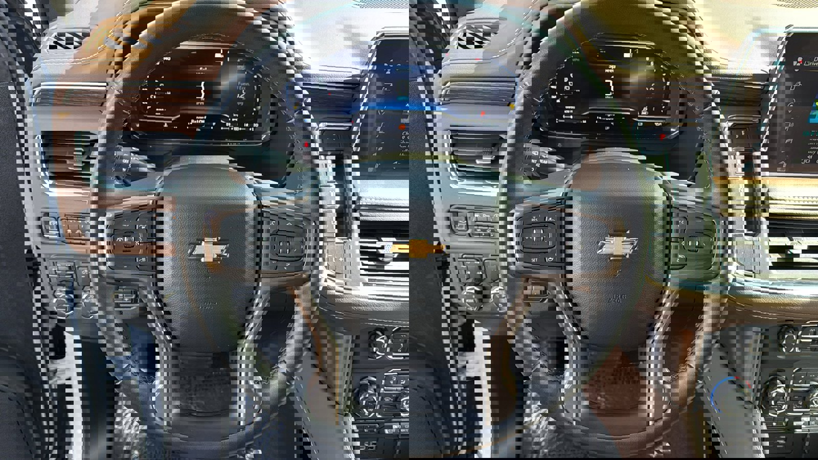 Used 2023 Chevrolet Tahoe High Country w/ LPO, Illumination Package image 14