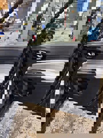 New 2026 Jeep Compass Limited w/ Sun, Sound & Navigation Group image 44