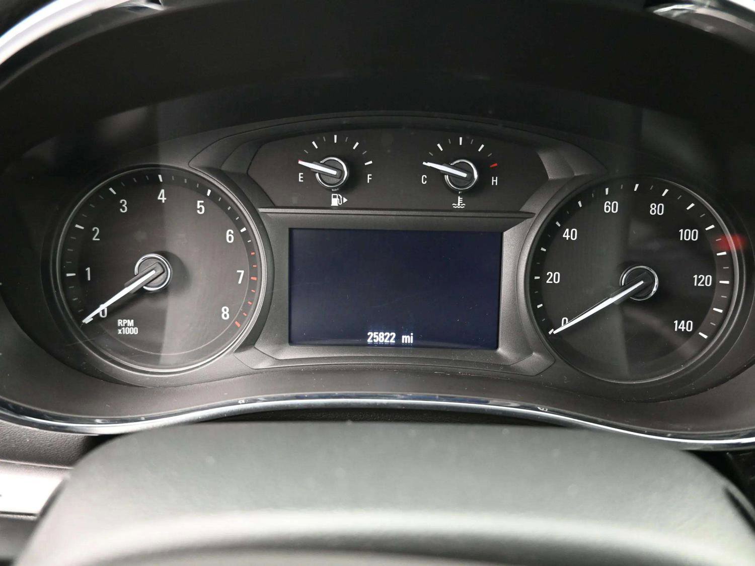 Used 2020 Buick Encore Preferred image 9