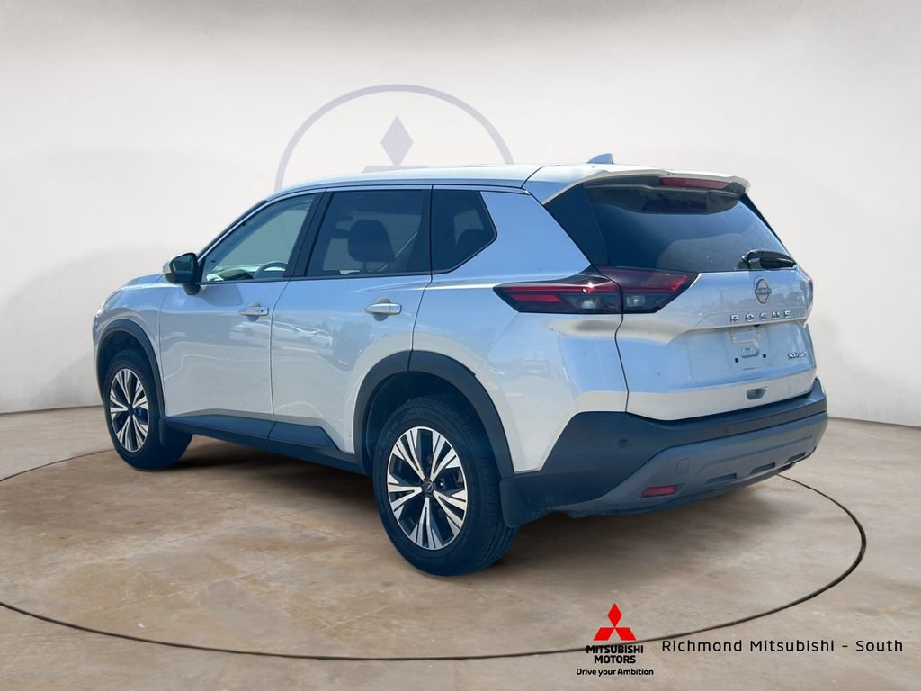 Used 2023 Nissan Rogue SV AWD/4WD image 5