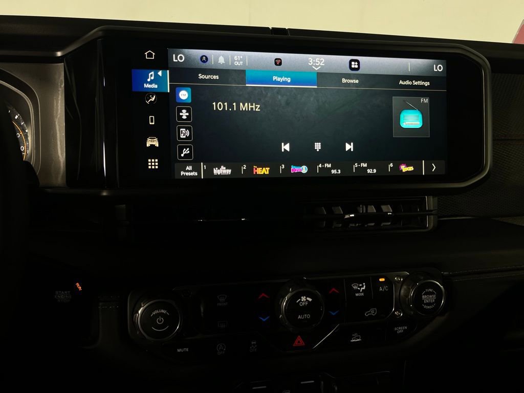 Used 2025 Jeep Wrangler Unlimited Rubicon image 15