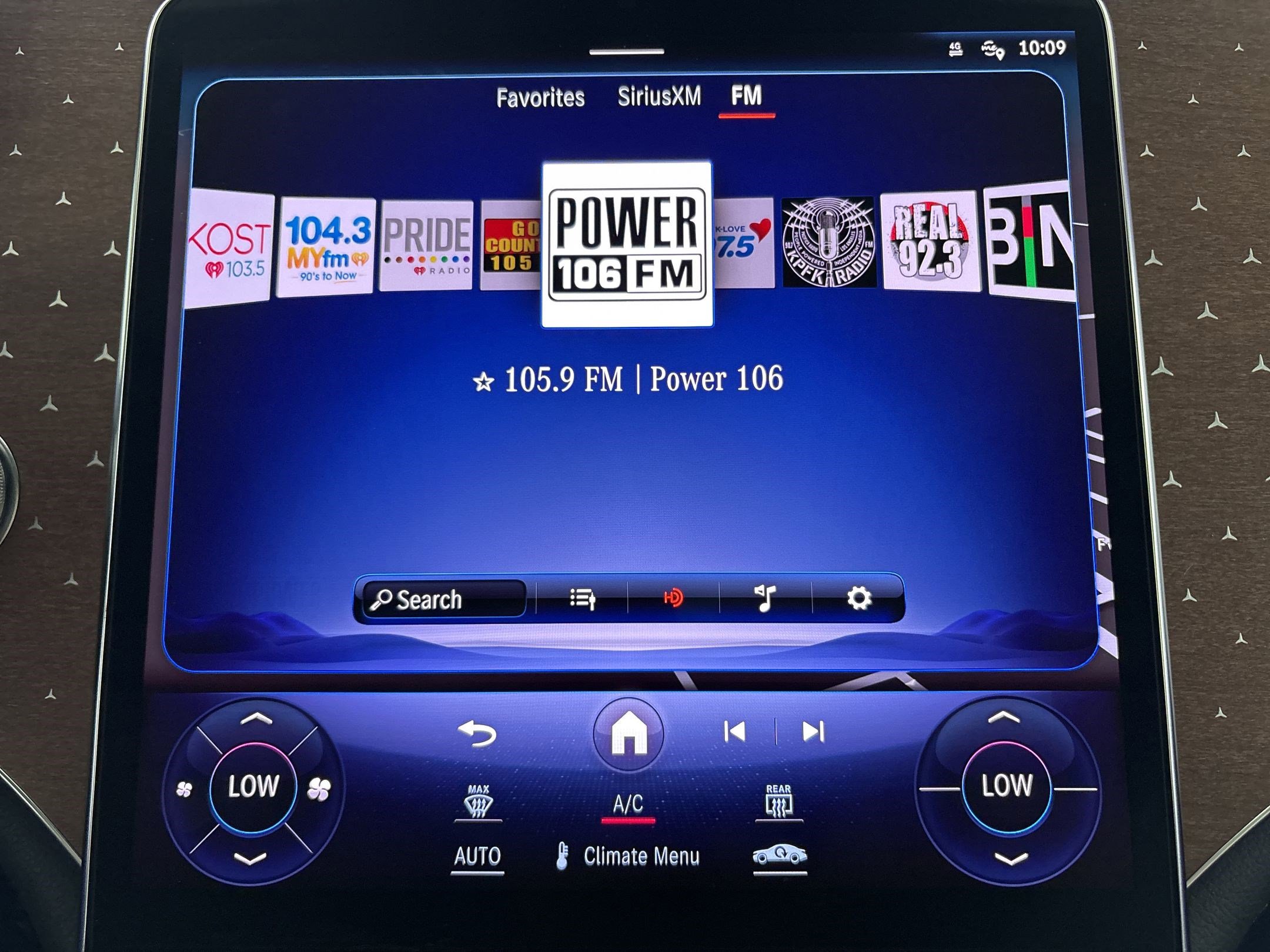 Certified 2023 Mercedes-Benz EQE 350+ SUV image 22