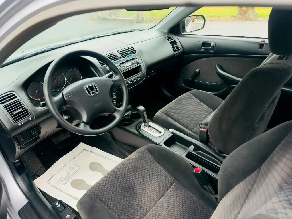Used 2004 Honda Civic HX image 9