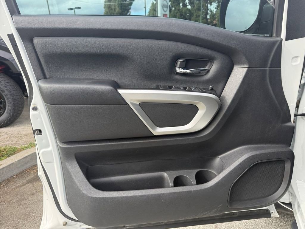 Used 2024 Nissan Titan SV w/ Accessory Utility Package image 13