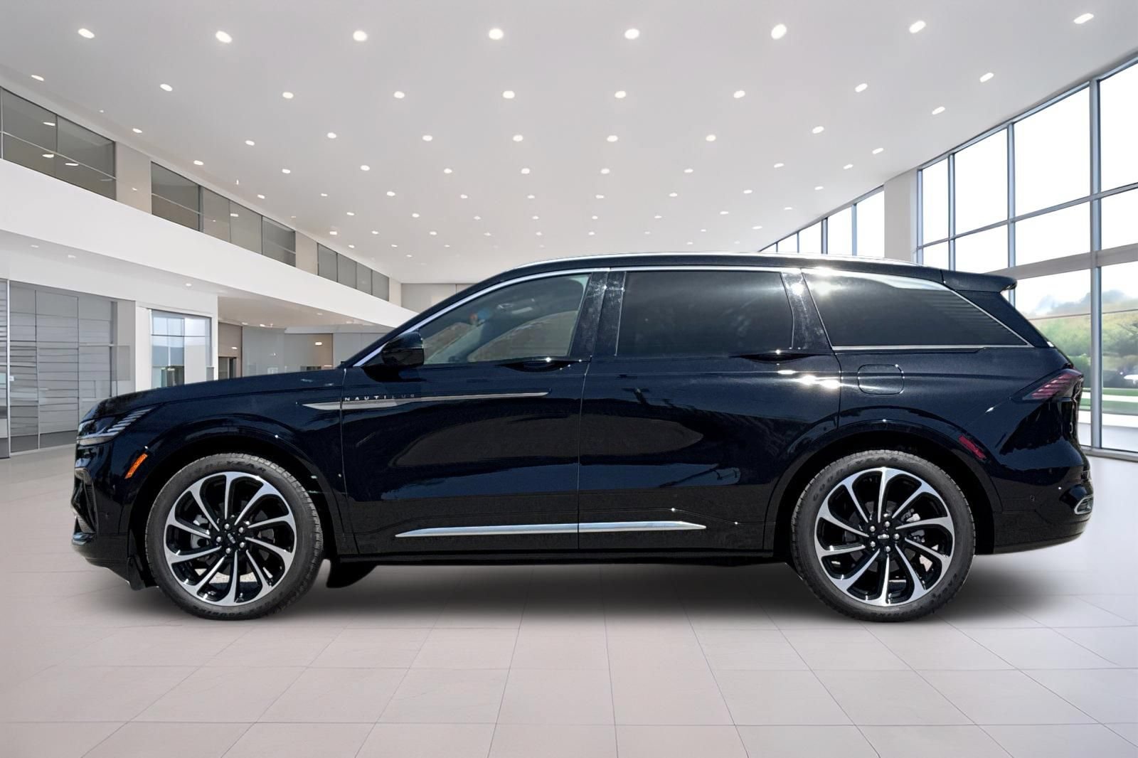 Certified 2024 Lincoln Nautilus Black Label AWD/4WD image 7