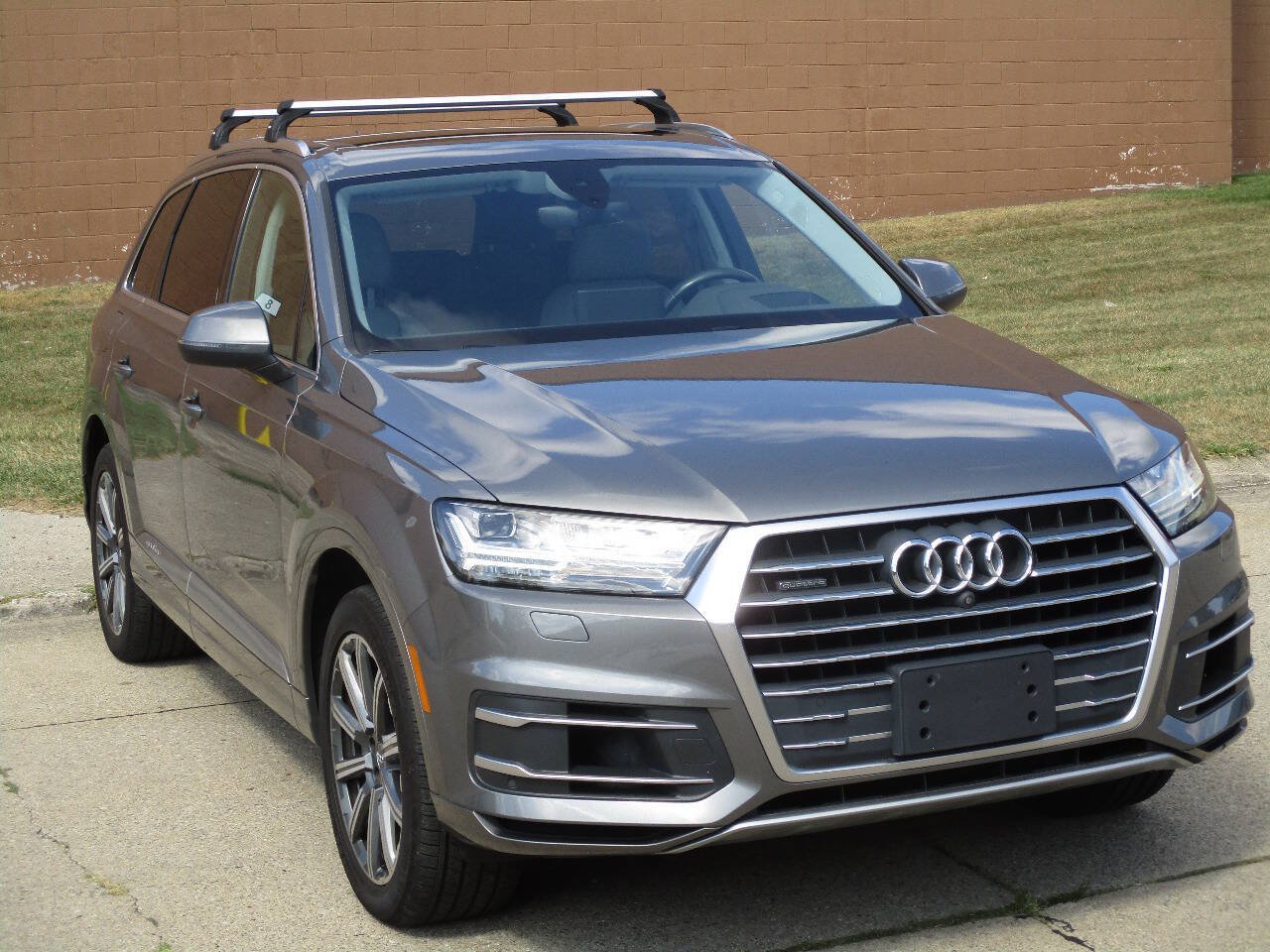 Used 2017 Audi Q7 3.0T Prestige AWD/4WD image 56