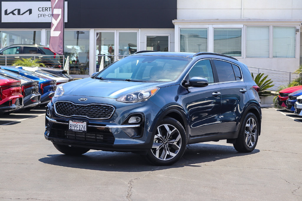 Certified 2022 Kia Sportage EX FWD image 1