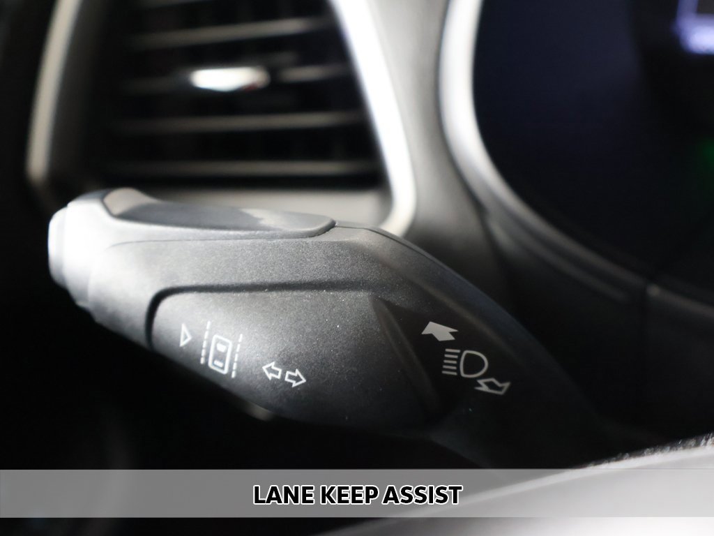 Used 2022 Ford Edge SEL w/ Convenience Package image 4