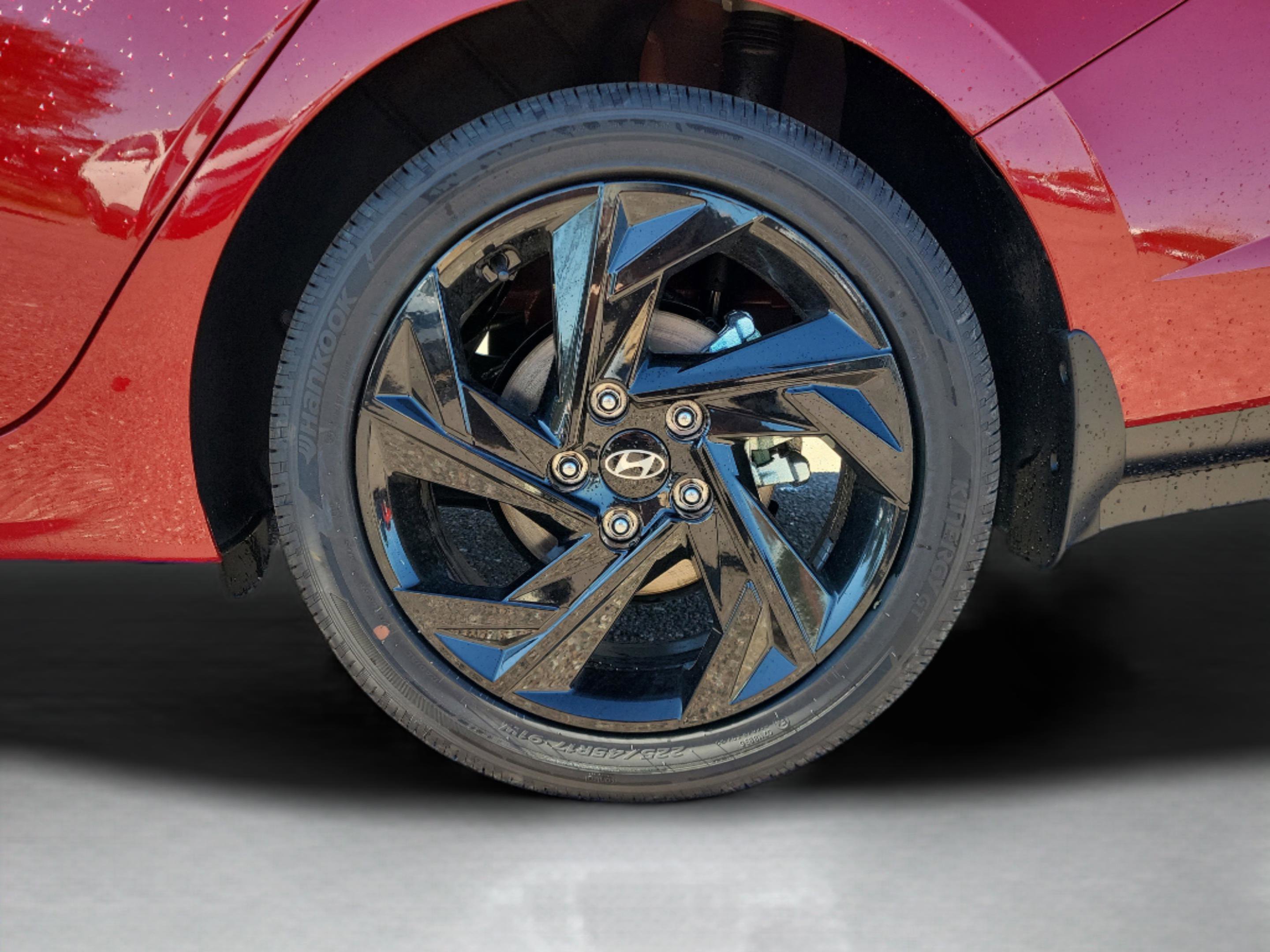 New 2026 Hyundai Elantra SEL Sport image 32