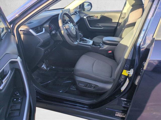 Used 2021 Toyota RAV4 XLE FWD image 15