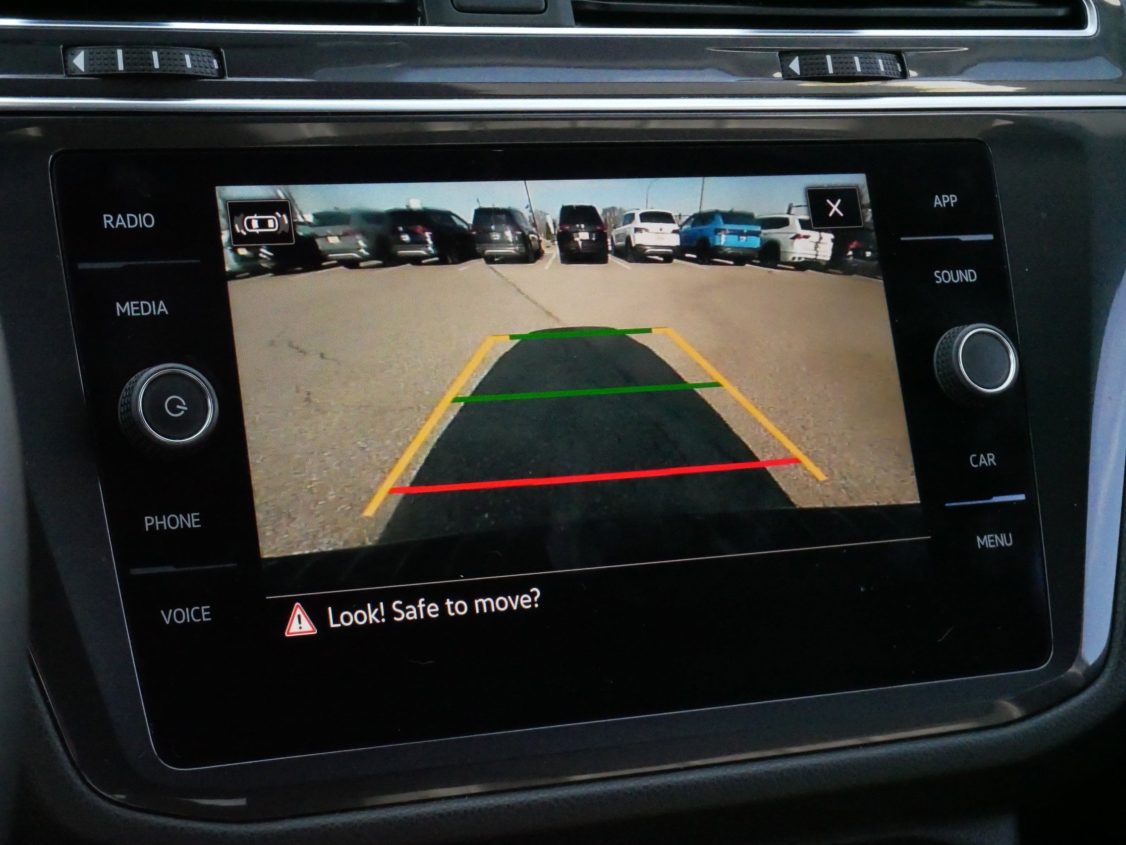 Certified 2023 Volkswagen Tiguan SE R-Line image 29