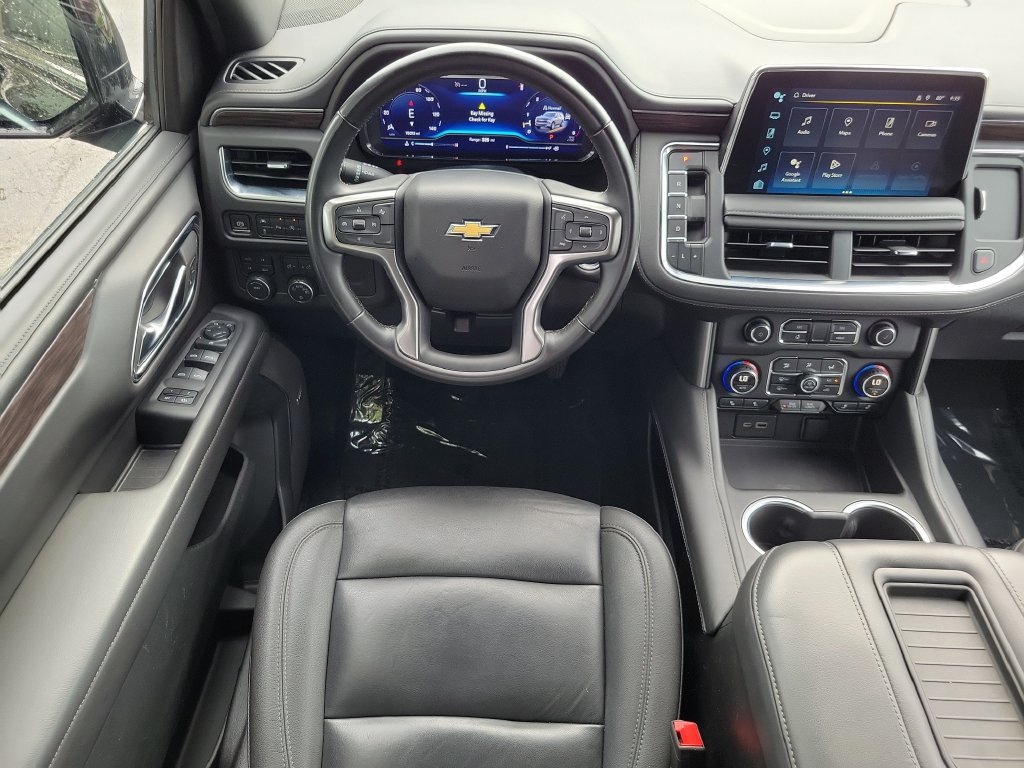 Used 2024 Chevrolet Suburban LT AWD/4WD image 17