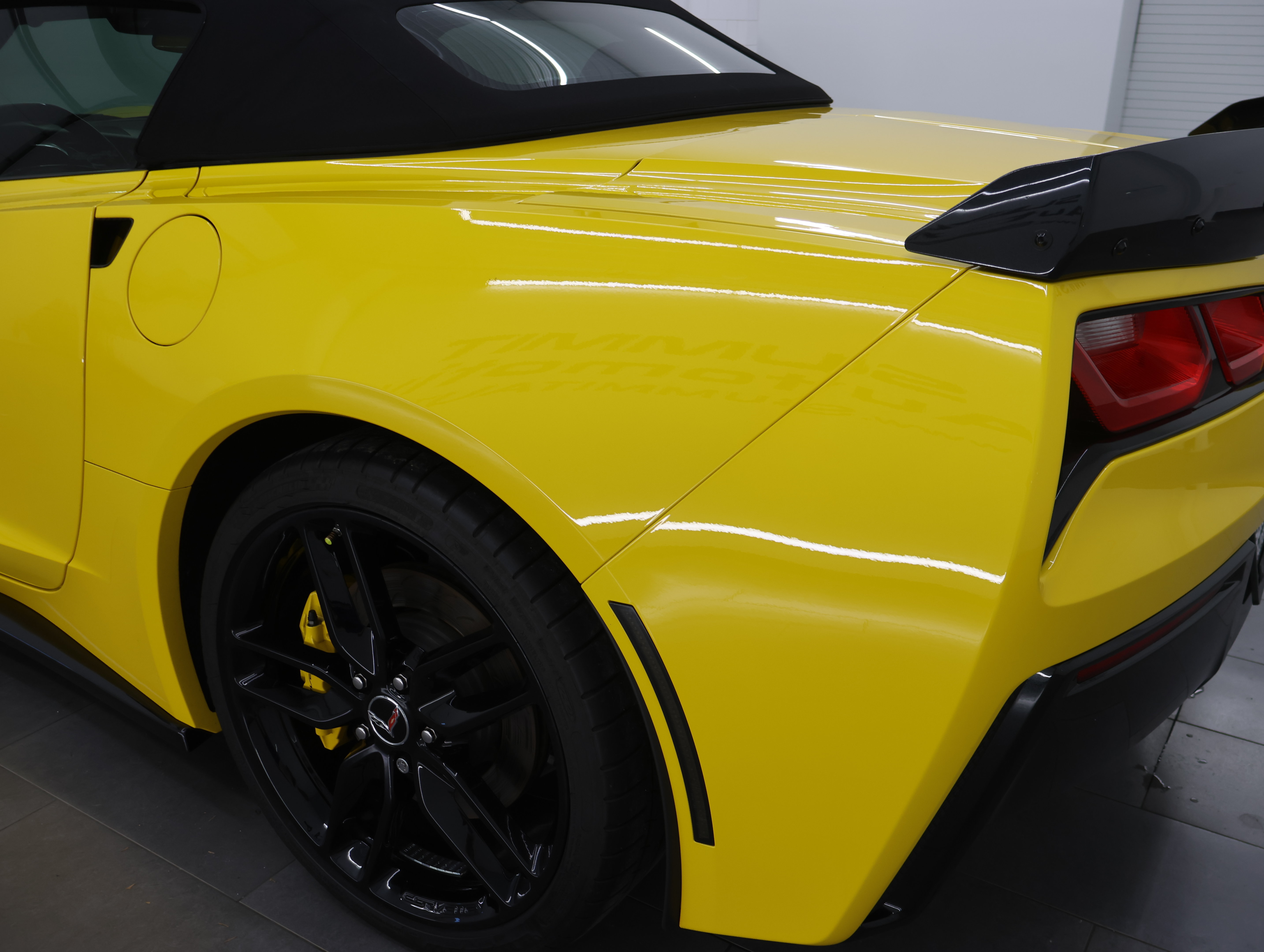 Used 2014 Chevrolet Corvette Stingray Convertible w/ 3LT Preferred Equipment Group RWD image 30