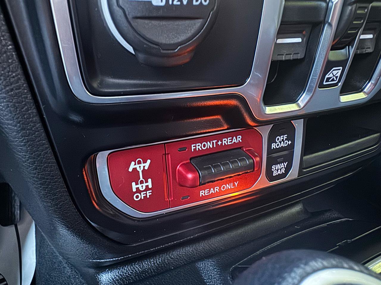 Used 2022 Jeep Gladiator Rubicon AWD/4WD image 35