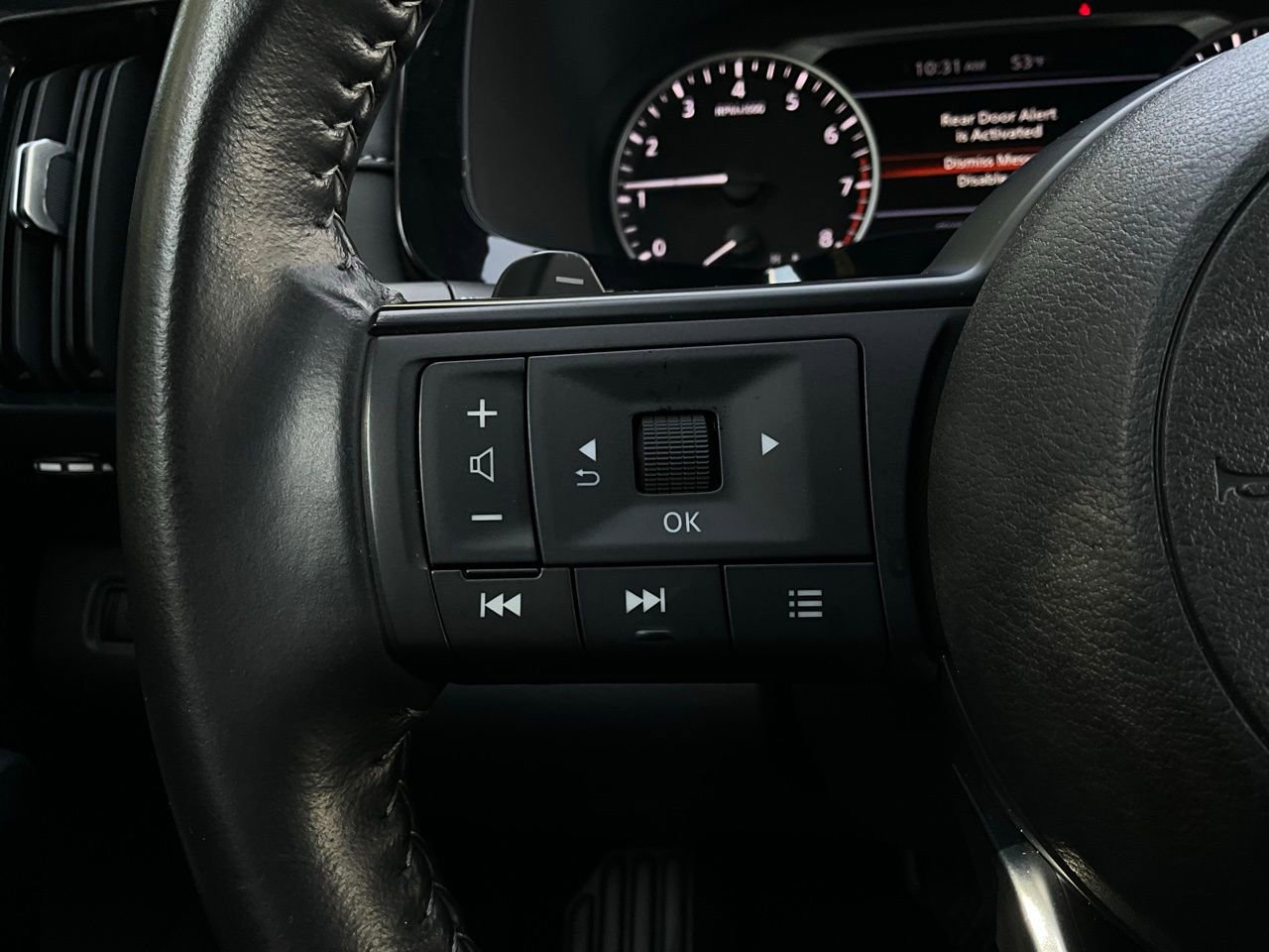 Used 2024 Nissan Pathfinder SV image 35