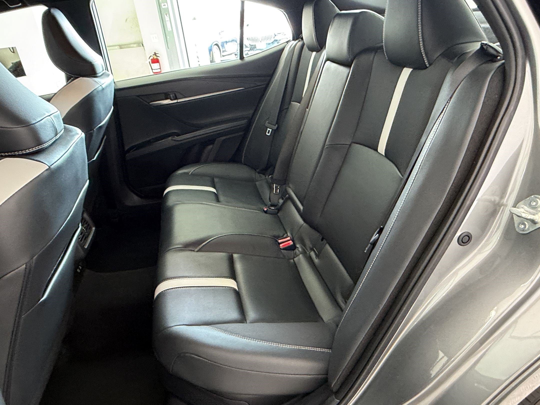 Used 2025 Toyota Camry SE FWD image 22