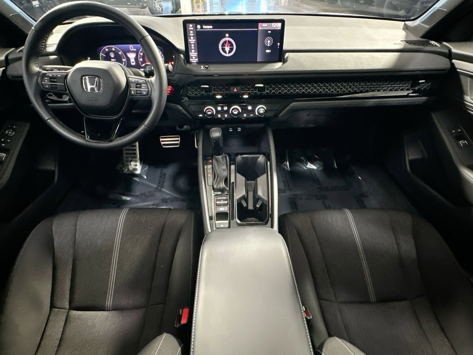 Used 2023 Honda Accord Sport image 30