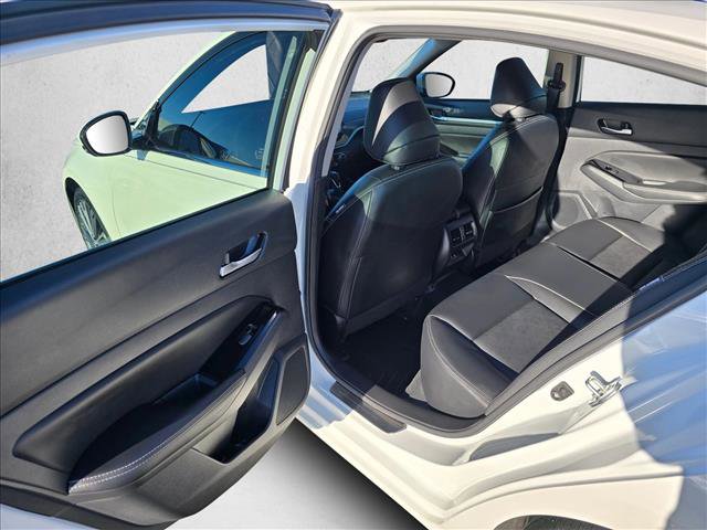 Used 2024 Nissan Altima 2.5 SL image 10