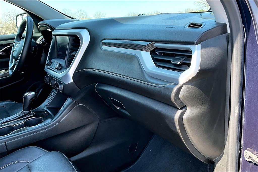 Used 2017 GMC Acadia SLT image 14