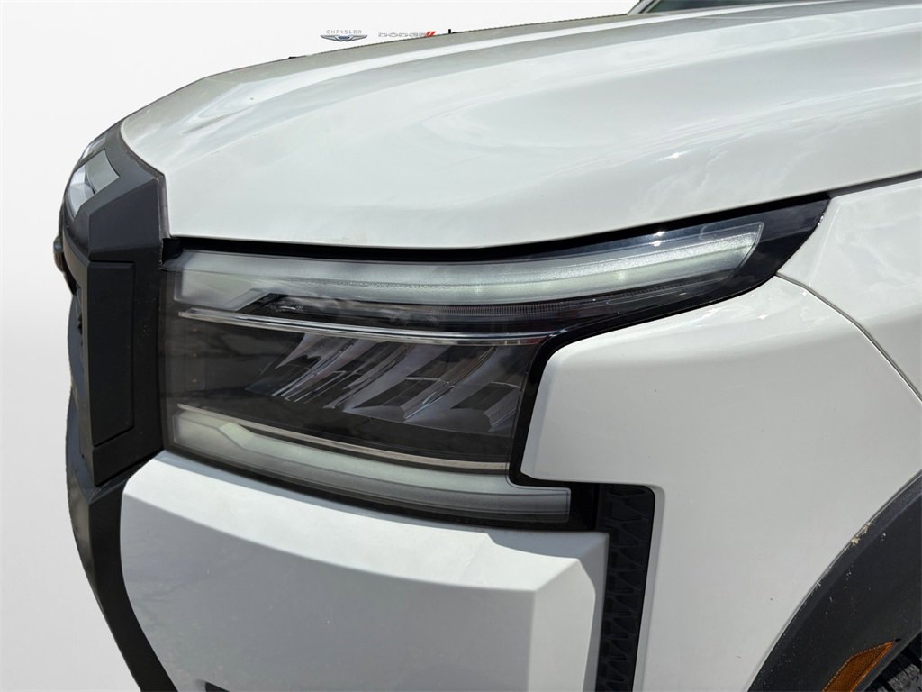 New 2025 Nissan Frontier PRO-4X image 22