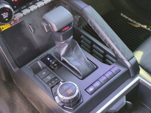Used 2025 Toyota Tacoma TRD Sport image 17