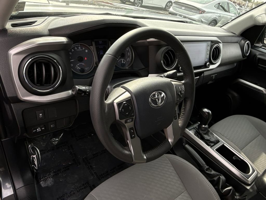 Used 2020 Toyota Tacoma SR5 image 16