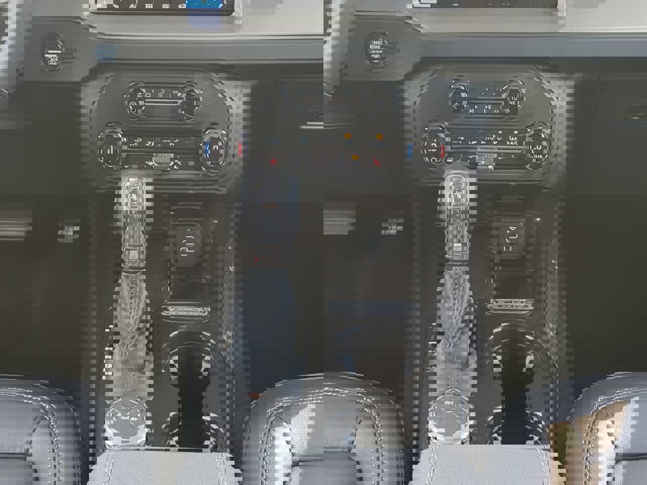 New 2026 Ford Bronco Outer Banks image 17