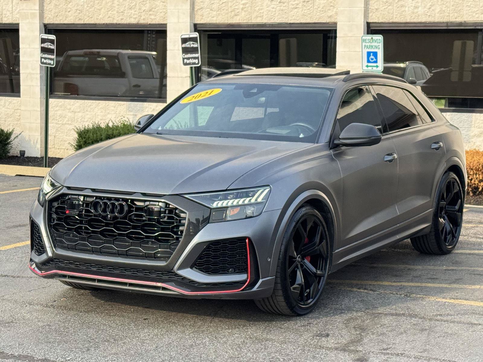 Used 2021 Audi RS Q8 w/ Carbon Optic Package AWD/4WD image 21