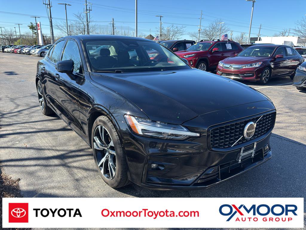 Used 2024 Volvo S60 B5 Plus image 1