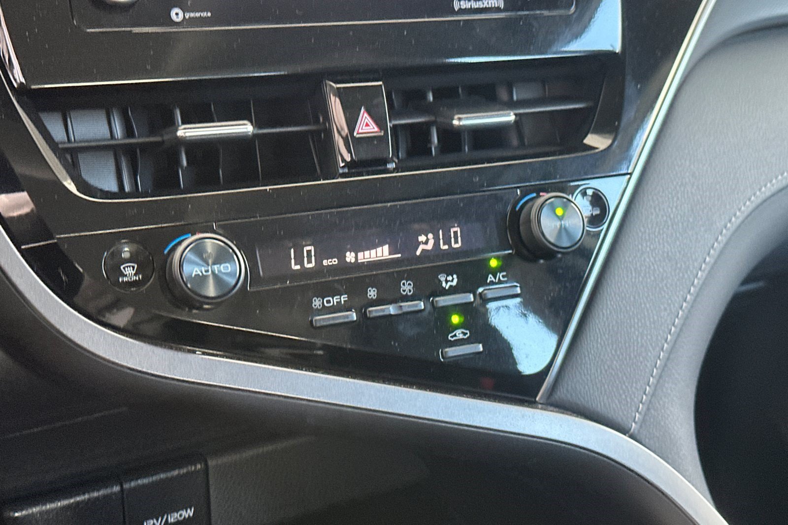 Used 2023 Toyota Camry SE FWD image 26