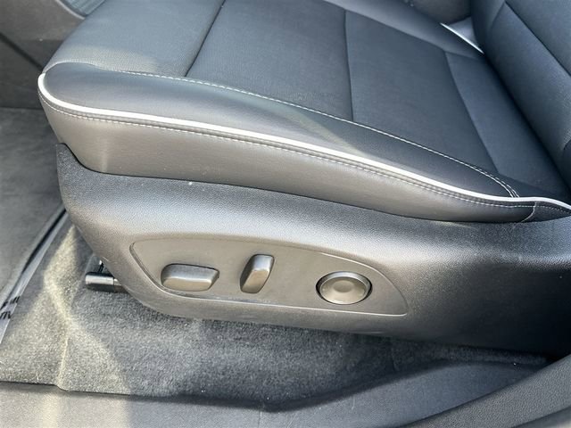 Certified 2025 Buick Enclave Preferred image 19