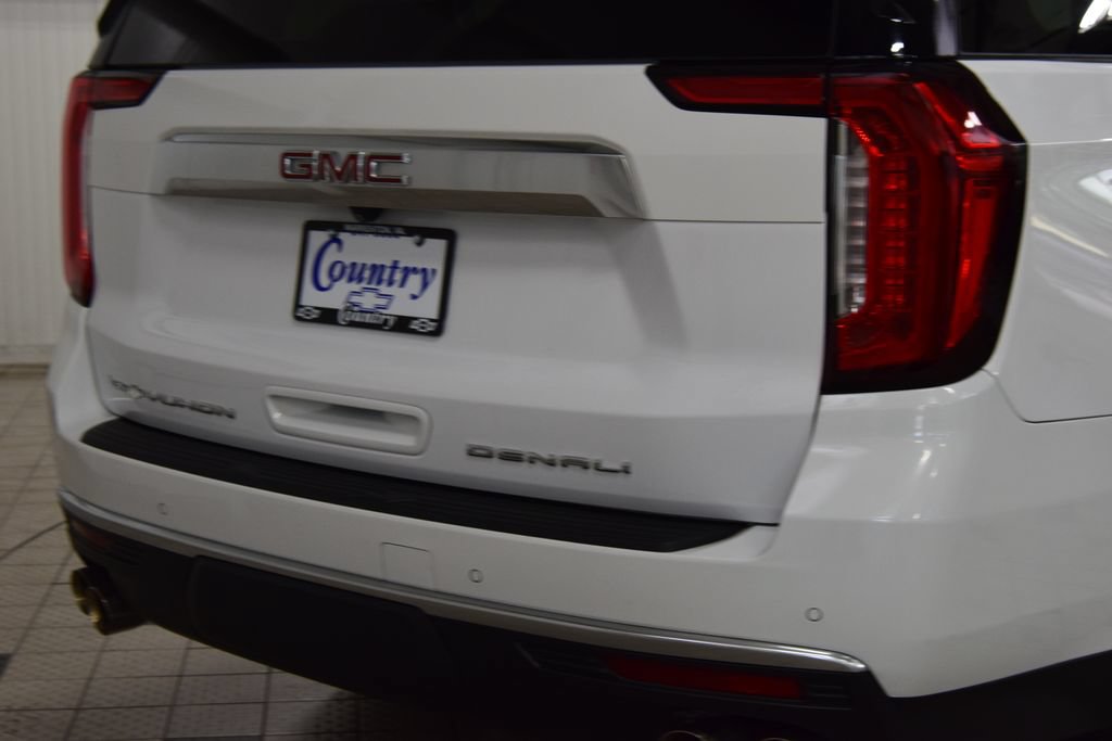Used 2024 GMC Yukon XL Denali AWD/4WD image 22