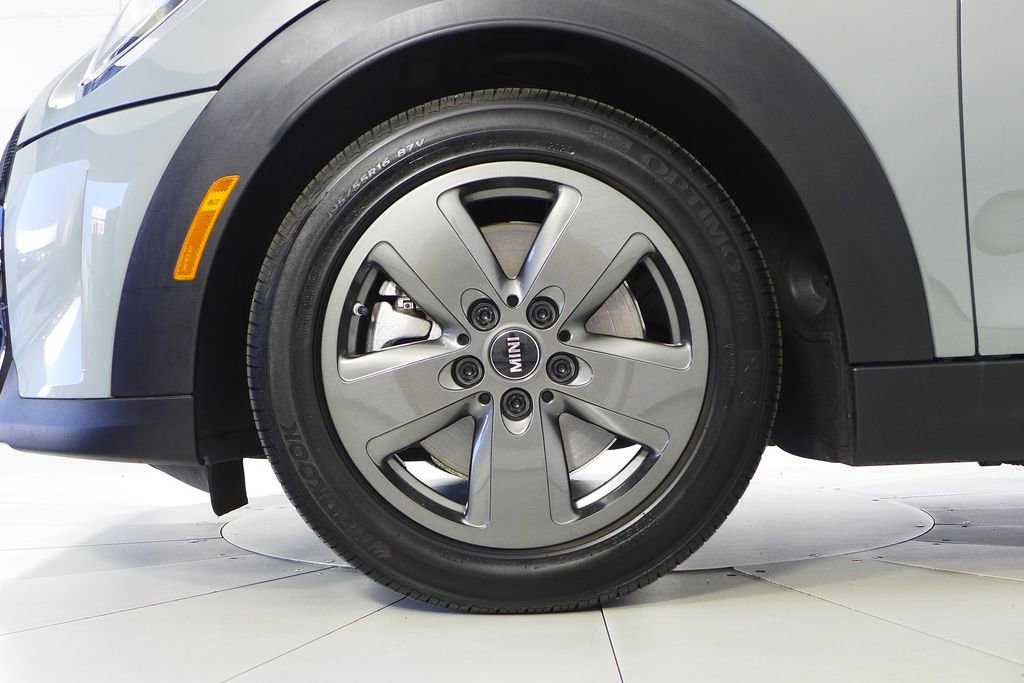 Used 2022 MINI Cooper S image 5