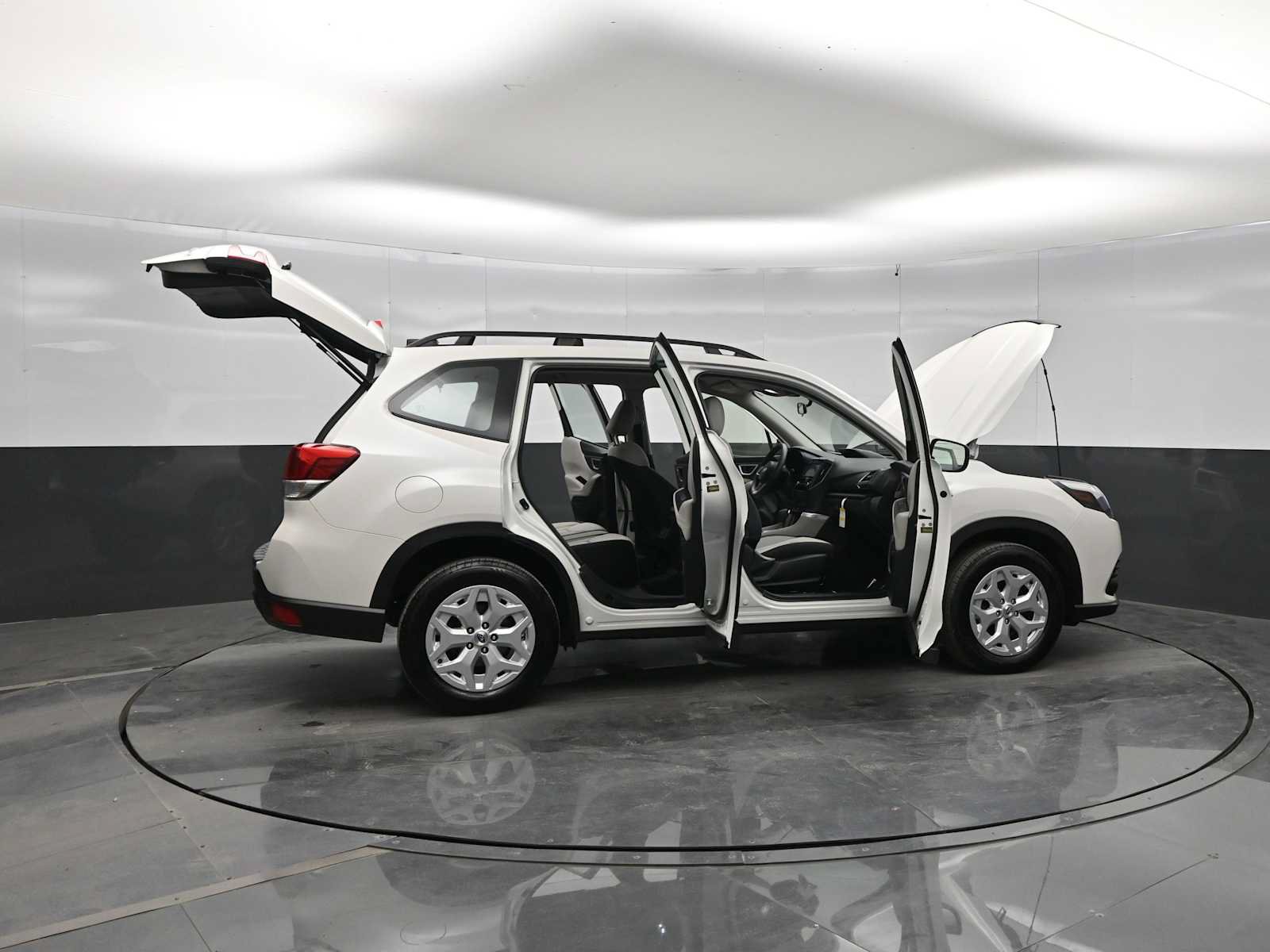 Used 2024 Subaru Forester AWD/4WD image 42