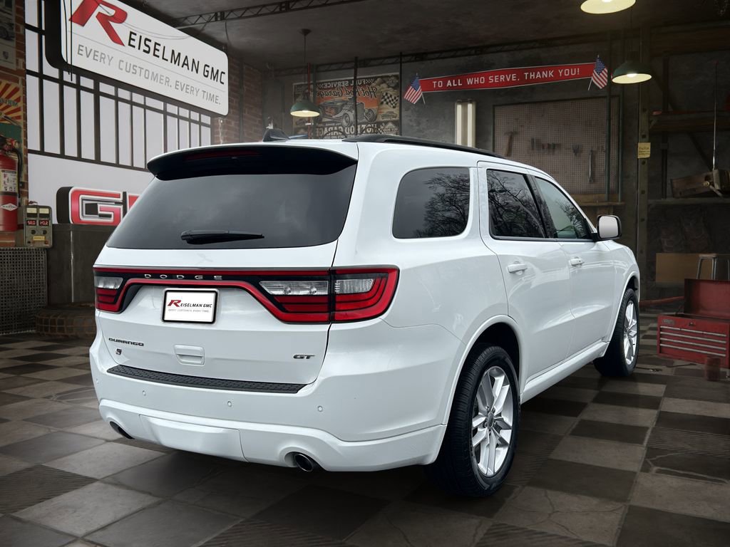 Used 2023 Dodge Durango GT image 3