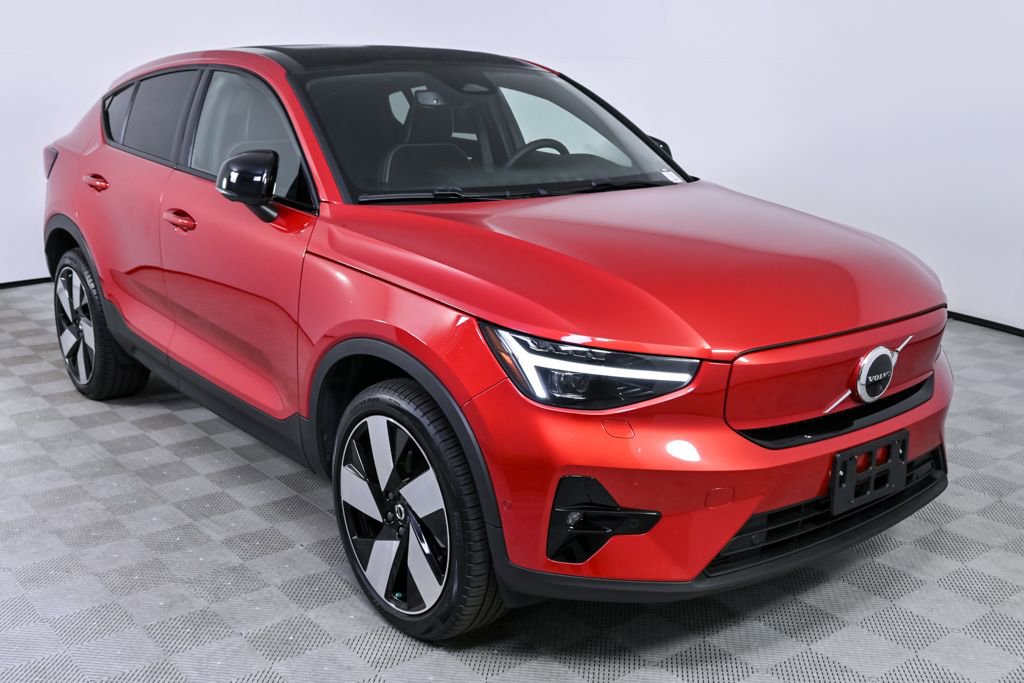 Used 2023 Volvo C40 P8 Recharge Ultimate image 28