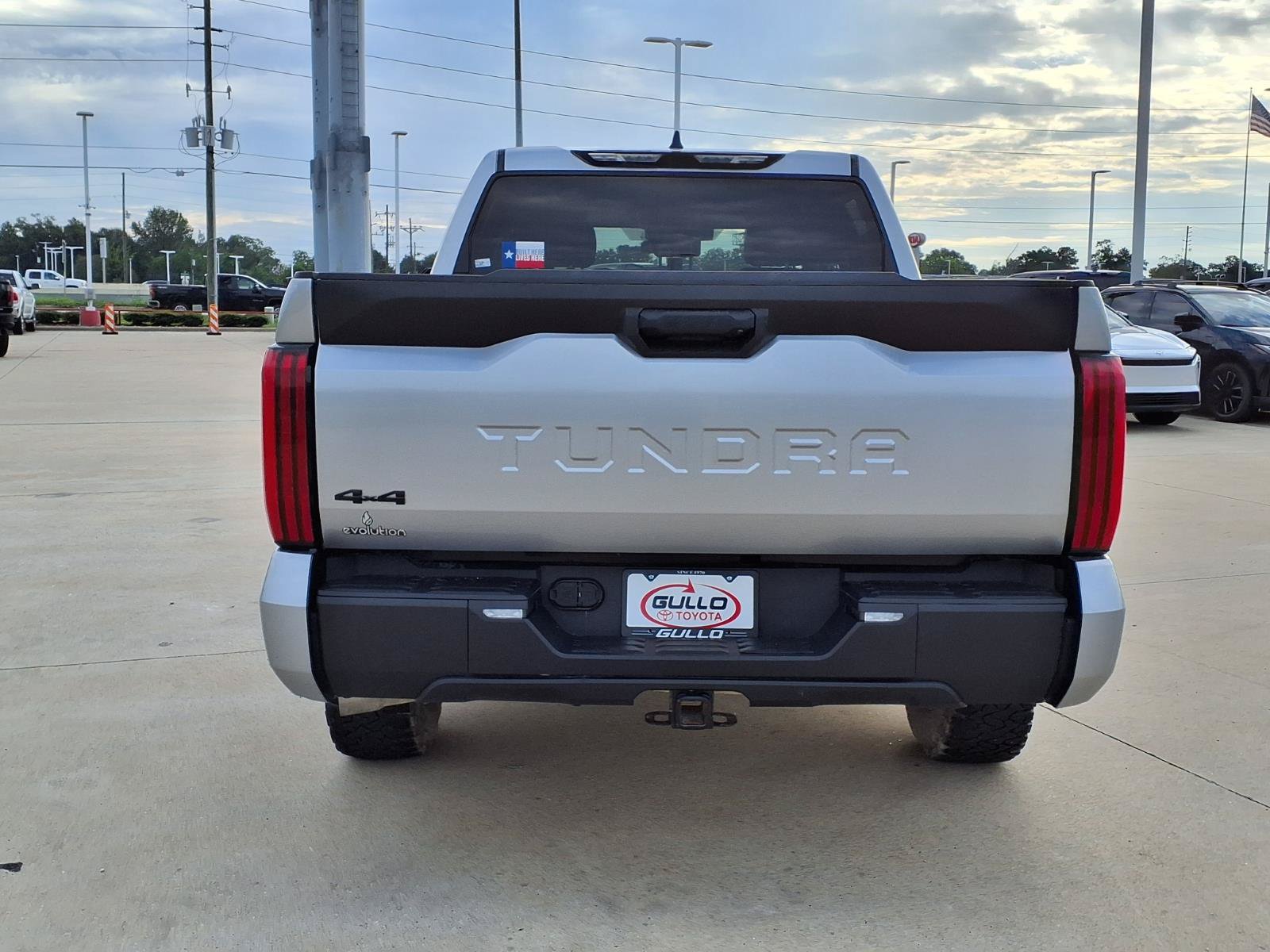 Used 2024 Toyota Tundra SR w/ SR Tow Package AWD/4WD image 7