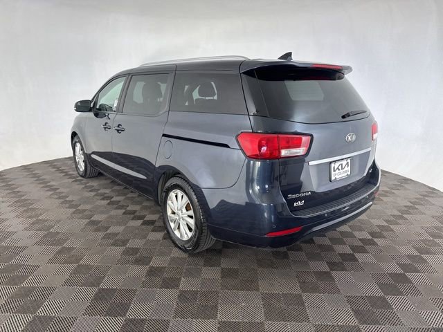Used 2017 Kia Sedona LX w/ LX Essentials Premium Package FWD image 8