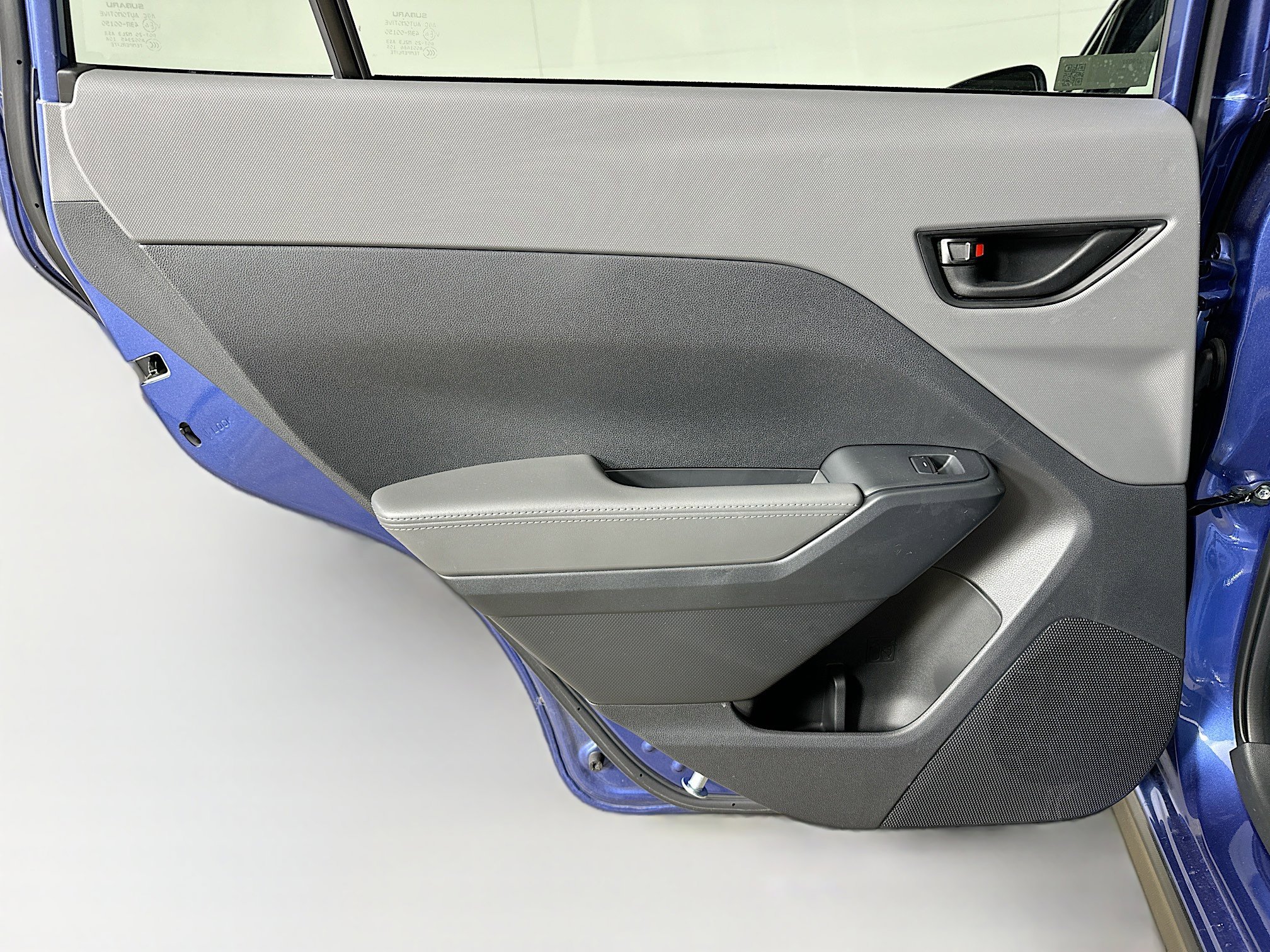 Used 2025 Subaru Crosstrek 2.0i Premium image 27