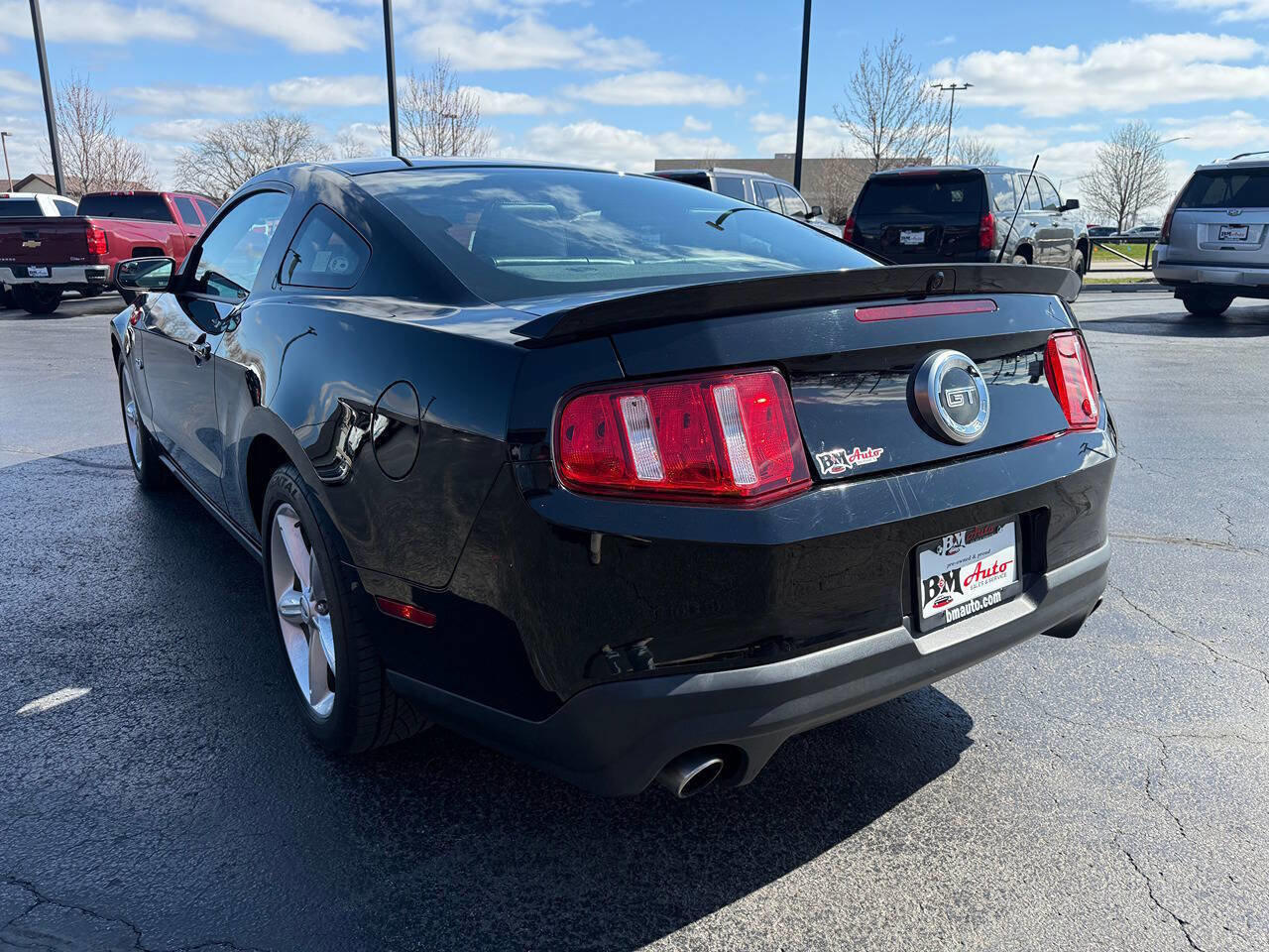 Used 2011 Ford Mustang GT Premium w/ Electronics Pkg RWD image 5