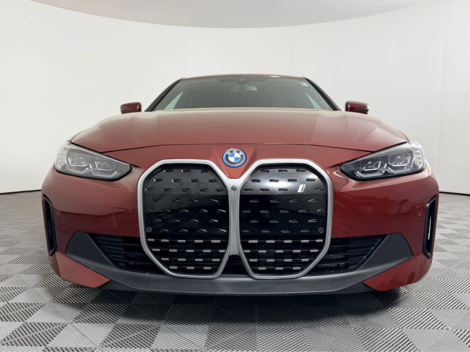 Certified 2023 BMW i4 eDrive35 w/ Premium Package image 8