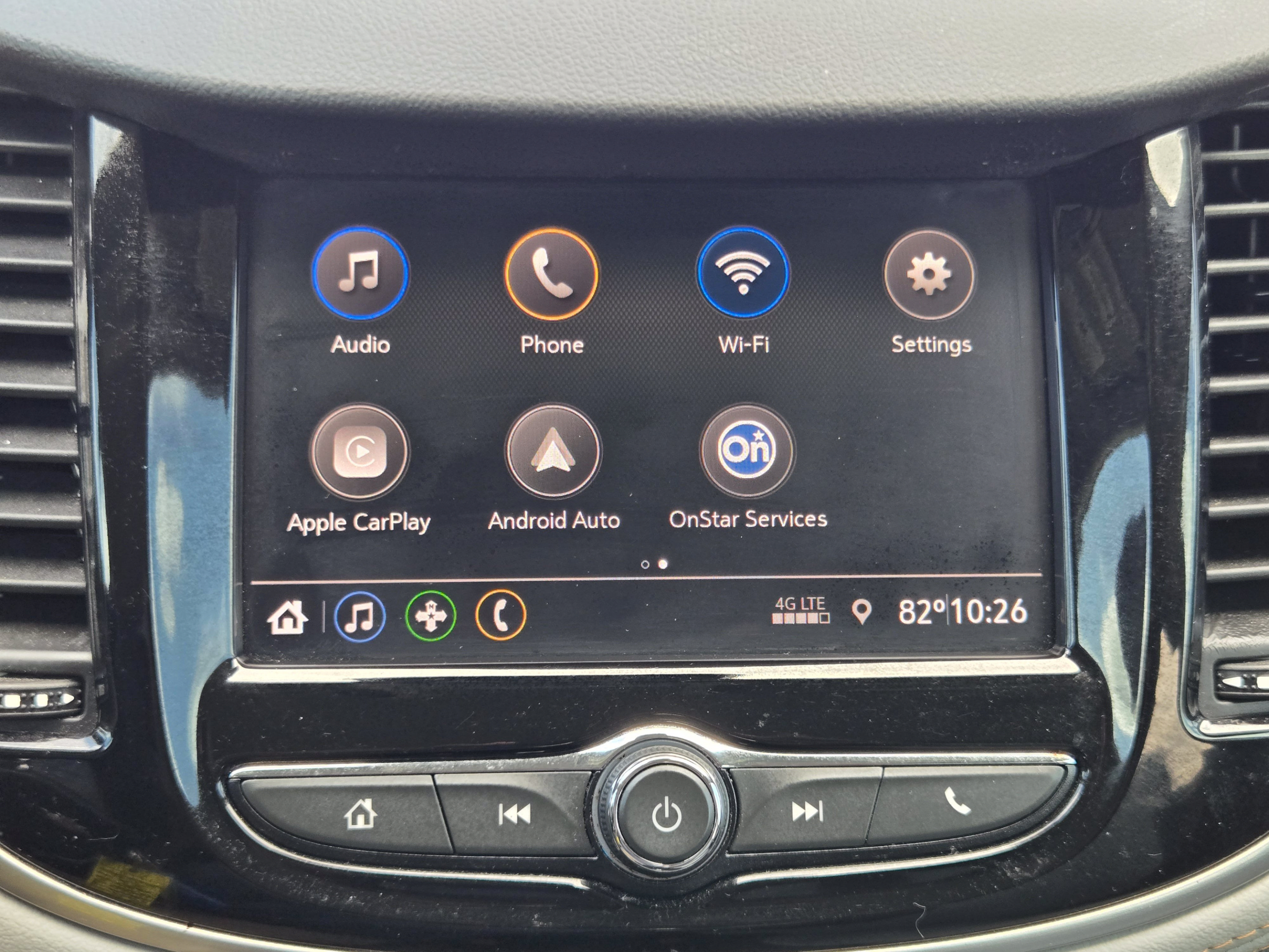Used 2022 Chevrolet Trax LS w/ Tint and Cruise Package FWD image 13