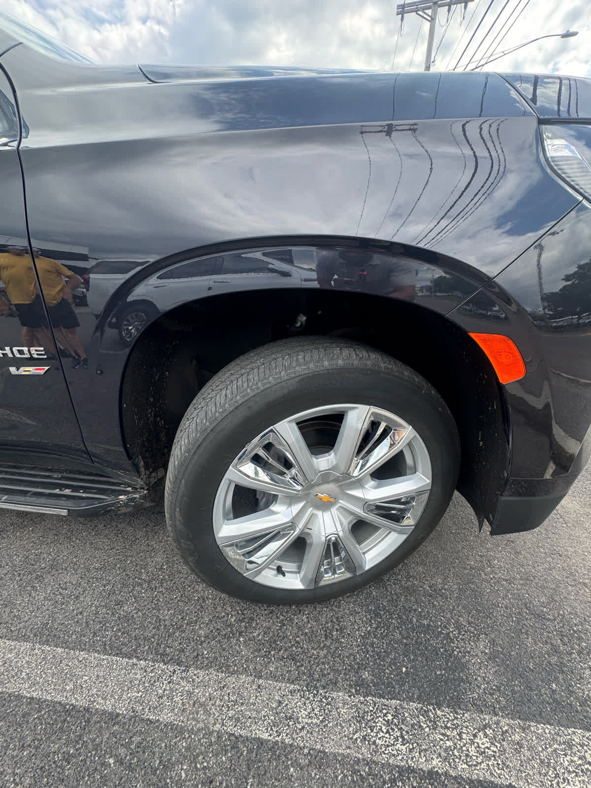 Used 2024 Chevrolet Tahoe Premier AWD/4WD image 7