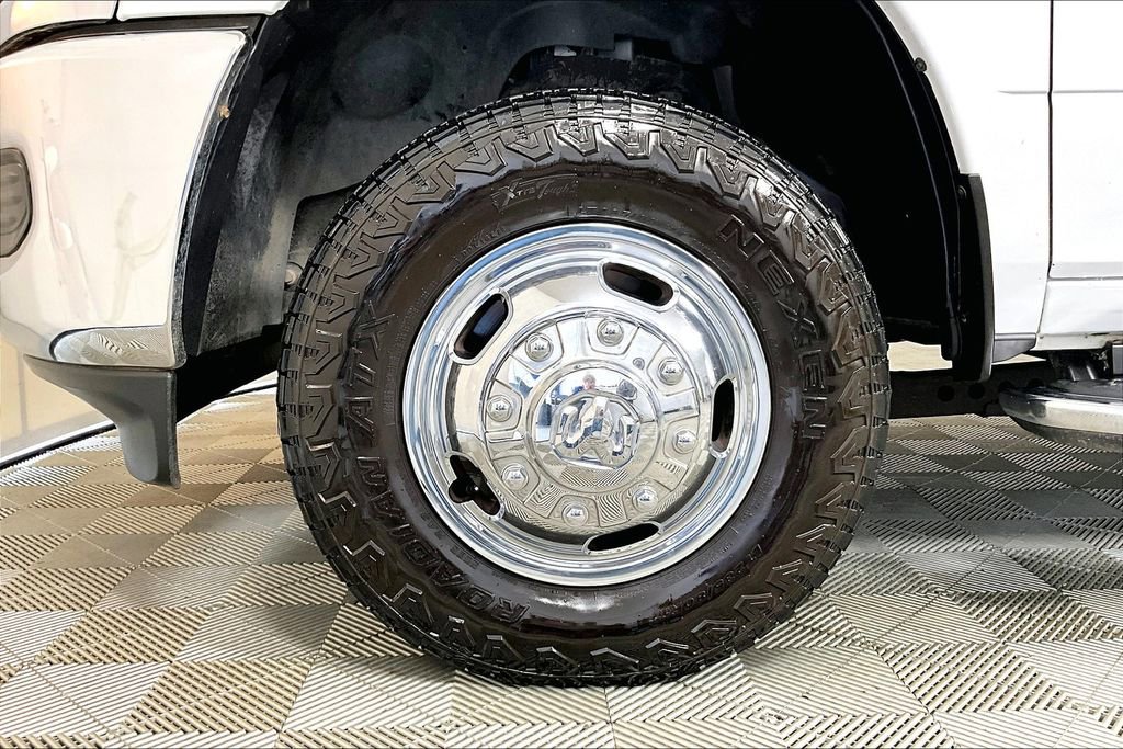 Used 2020 RAM 3500 Big Horn image 8