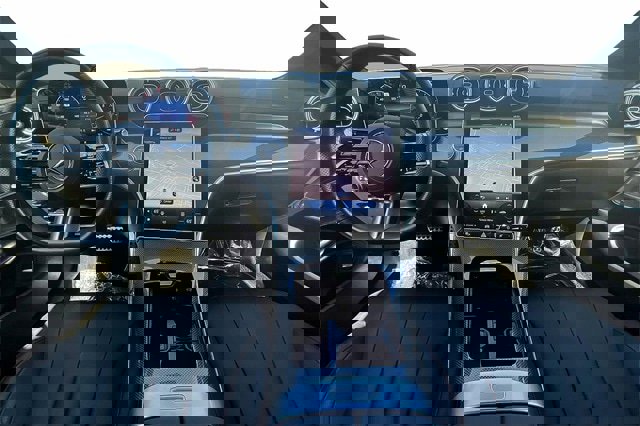 Certified 2025 Mercedes-Benz CLE 300 300 image 11